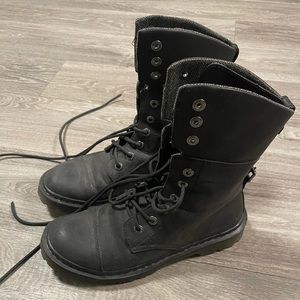 Doc Martens Fold Over Yuba Boots